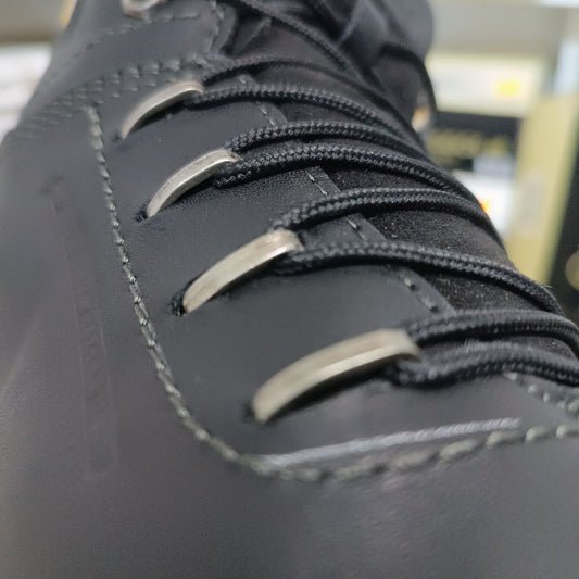 Botines para todo terreno Under Attack (EMBLEME-PUNE) horma exacta