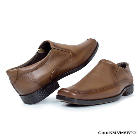 (KM-VM8BTO) Mocasín Cuero Lustrable Toffee Suela Caucho Bicolor — Horma Grande | de patas